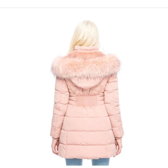 **ISO**Wanted* GUESS Yoko puffer coat with sweetheart faux fur shorter inner li… - Picture 13 of 14